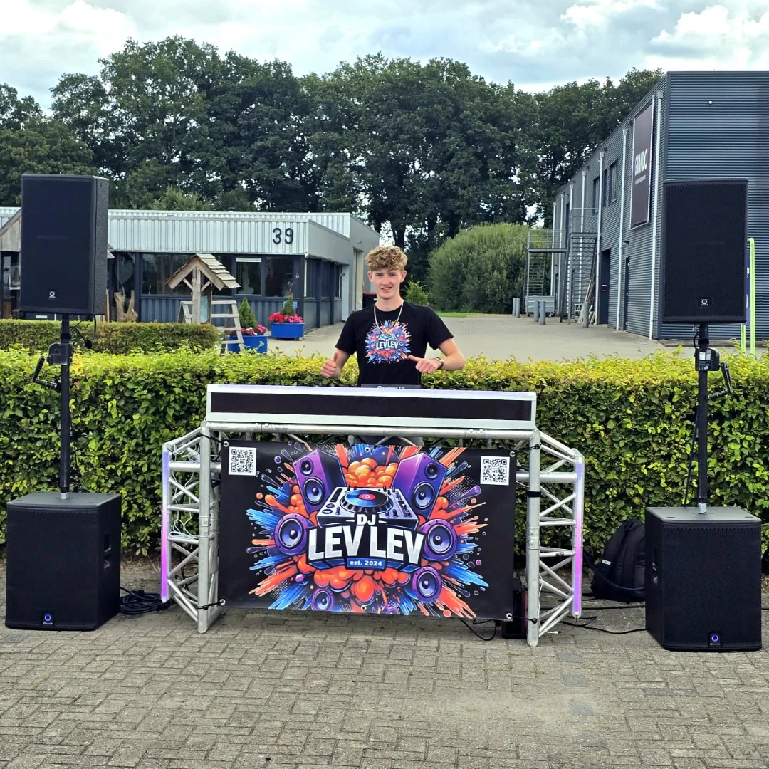 DJ LevLev live optreden